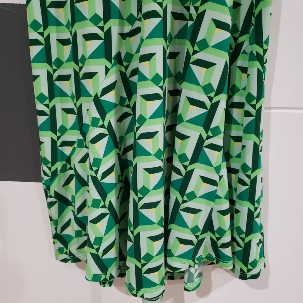 BNWT DONNA MORGAN dynamic geometric mint green beauty (2) - Picture 6 of 8